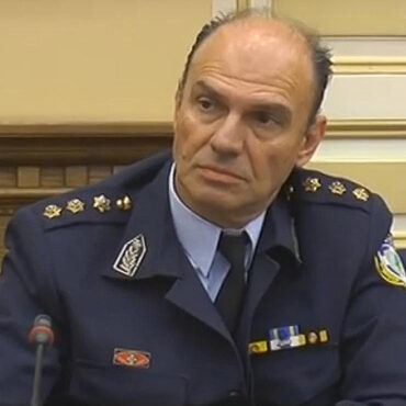 Κρίσεις-ΕΛΑΣ:-Υπαρχηγός-της-ΕΛ.ΑΣ-ο-Πασχάλης-Συριτούδης-–-Επιθεωρητής-Βορείου-Ελλάδας-ο-Γεώργιος-Παπαδόπουλος