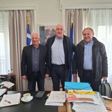 Τα-προβλήματα-της-ΔΕΥΑ-Κομοτηνής-έθεσαν-στον-ΓΓ-του-ΥΠΕΣ,-ο-πρόεδρος-Θέμης-Τζενετίδης-και-ο-Γεν-Δ/ντής-Κων.-Πελτέκης