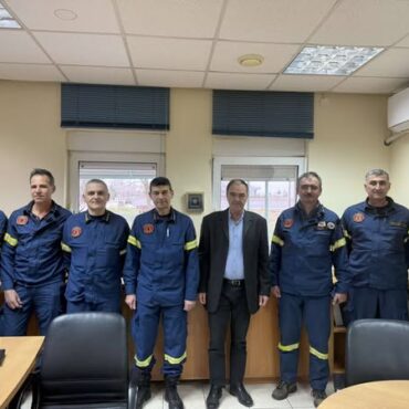 Ο-Απόστολος-Ιωάννου-συναντήθηκε-με-ανώτατα-στελέχη-των-Πυροσβεστικών-Υπηρεσιών-ΑΜ-Θ