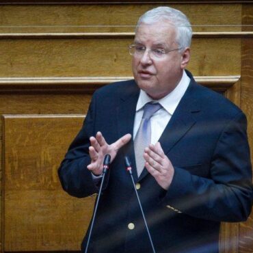 Ιλχάν-Αχμέτ:-Κατέθεσε-επίκαιρη-Ερώτηση-στη-Βουλή-προς-τον-ΥΠΑΑΤ-για-τις-κρατικές-οικονομικές-ενισχύσεις-των-αγροτών-της-Ροδόπης