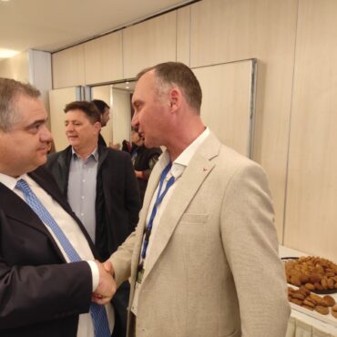 Στην-1η-Πανελλήνια-Συνάντηση-Αιρετών-για-τη-Διαχείριση-των-αδέσποτων-ζώων-ο-Αντιδήμαρχος-Μεχμέτ-Μεσούτ