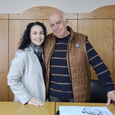 Η-αγάπη-για-τον-Θανούλη-έγινε-«Λάμψη»-για-άλλα-παιδιά-με-την-ΕΠΣ-Θράκης-να-παραδίδει-6.760-ευρώ-για-τον-Σύλλογο-Γονέων-Παιδιών-με-Νεοπλασματικές-Ασθένειες