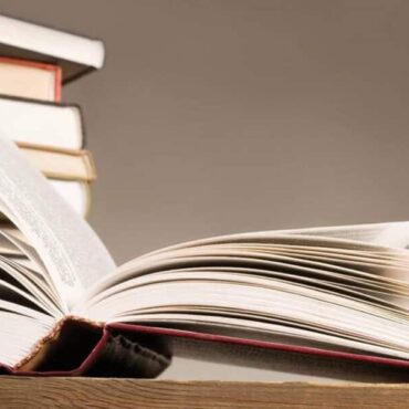 Κουπόνια-από-τον-ΟΠΕΚΑ-για-αγορά-βιβλίων-σε-130.000-δικαιούχους