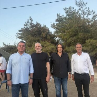 Δήμος-Μαρώνειας-Σαπών:-Μια-αξέχαστη-μουσική-βραδιά-στο-Κρυονέρι-παρέα-με-Πορτοκάλογλου-και-Κότσιρα!-(φωτος)