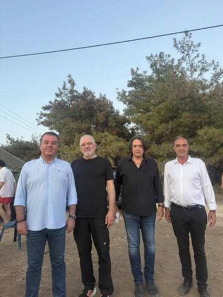 Δήμος-Μαρώνειας-Σαπών:-Μια-αξέχαστη-μουσική-βραδιά-στο-Κρυονέρι-παρέα-με-Πορτοκάλογλου-και-Κότσιρα!-(φωτος)