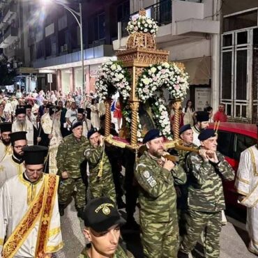 Κομοτηνή:-mε-τιμές-και-υποδοχή-λειψάνου-του-Αγίου-Νικολάου-πραγματοποιήθηκαν-οι-εορτασμοί-για-την-Πολιούχο-Αγία-Παρασκευή-(φωτος)