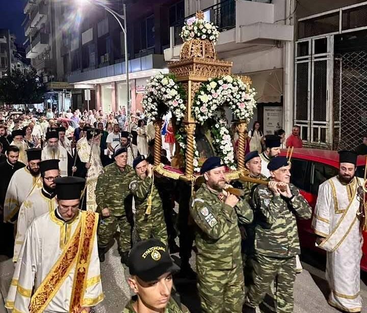 Κομοτηνή:-mε-τιμές-και-υποδοχή-λειψάνου-του-Αγίου-Νικολάου-πραγματοποιήθηκαν-οι-εορτασμοί-για-την-Πολιούχο-Αγία-Παρασκευή-(φωτος)