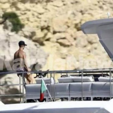 Στη-Θάσο-για-διακοπές-ο-σταρ-του-ποδοσφαίρου-Κριστιάνο-Ρονάλντο-με-την-Τζορτζίνα-Ροντρίγκεζ