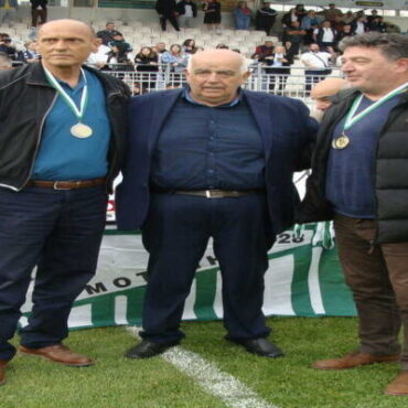 ΕΠΣ-Θράκης:-Σπάει-όλα-τα-ρεκόρ-και-πάει-για-το-γκίνες-ο-Βασίλης-Χαριτόπουλος-!-Στον-πάγκο-της-Ελπίδας-Σαπών-για-25η-σεζόν