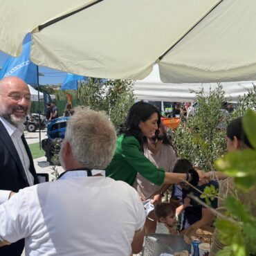 Παρέμβαση-από-την-Κομισιόν-ζητά-ο-Σάκης-Αρναούτογλου-για-τον-αποκλεισμό-αγροτών-από-το-Μέτρο-23