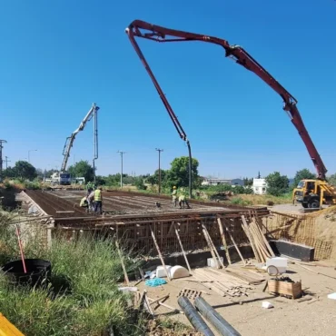 Η-νέα-γέφυρα-Κοσμίου:-παράδειγμα-καθυστερήσεων-και-κακής-οργάνωσης