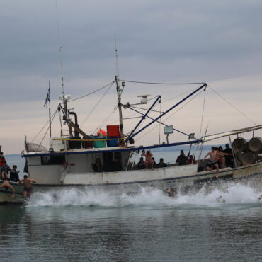 «Οι-Έλληνες-Αλιείς-Απειλούνται-–-Ώρα-για-Πράξη,-Όχι-για-Γραφειοκρατία…»