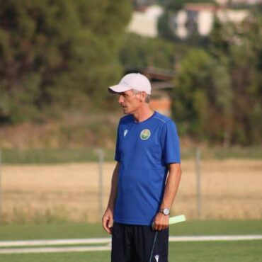 Ζόραν-Στοΐνοβιτς:-«Δεν-μπορώ-να-πω-ότι-είμαι-πολύ-ευχαριστημένος-με-την-πρώτη-εικόνα-μας,-αξίζουν-σεβασμό-Ξάνθη-και-Πανθρακικός»