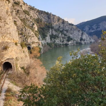 Οκτώ-φυσικά-θαύματα-άγριας-ομορφιάς-στην-ΑΜΘ