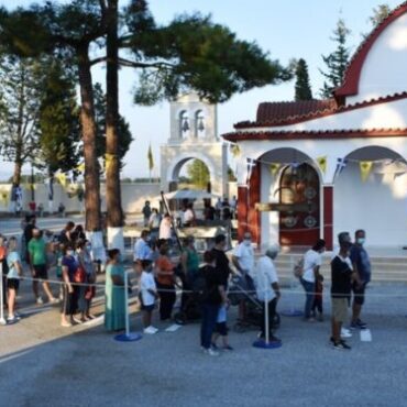 Θεογεννήτωρ-Παναγία-Φανερωμένη-Βαθυρρύακος