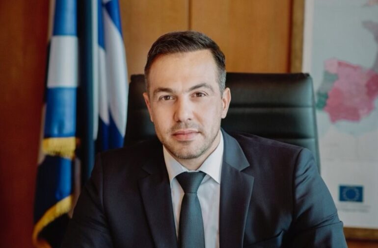 Επερώτηση-του-περιφερειακού-σύμβουλου-Νίκου-Τσαλικίδη-στη-συνεδρίαση-λογοδοσίας-ΑΜΘ,-για-αλόγιστη-σπατάλη-δημοσίου-χρήματος