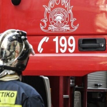 Φωτιά-σε-χωράφια-απέναντι-από-το-αεροδρόμιο-Κομοτηνής