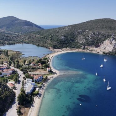 Πόρτο-Κουφό:-Ο-κρυμμένος-παράδεισος-της-Σιθωνίας-(βίντεο)