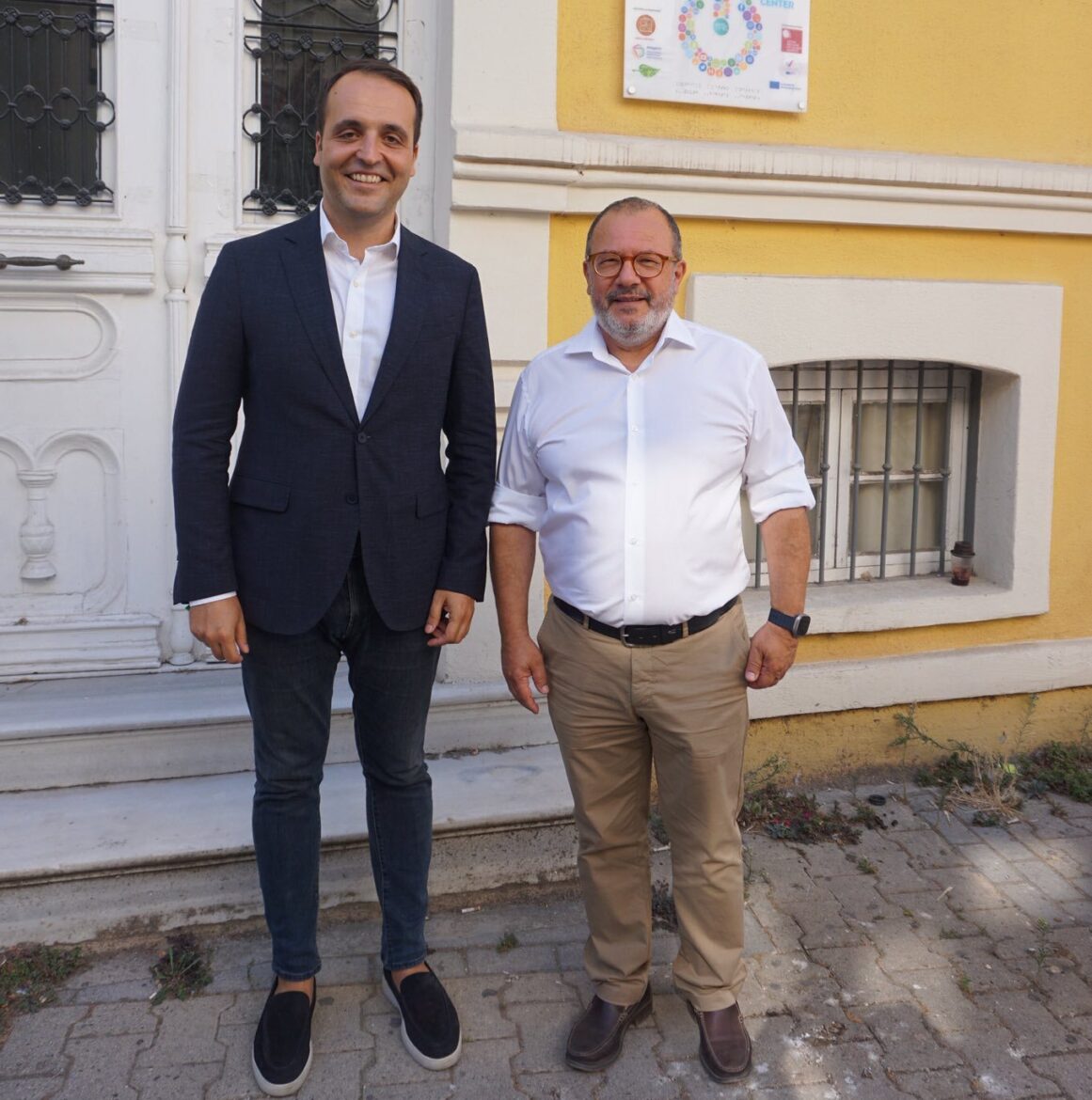 Στο-Κέντρο-Νεολαίας-&-Εθελοντισμού-exagono-του-Δήμου-Κομοτηνής-δέχτηκε-τον-υφυπουργού-Ψηφιακής-Διακυβέρνησης-ο-δήμαρχος-Κομοτηνής-(φωτος)