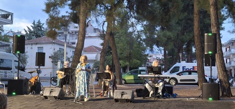 Κατάμεστο-το-Πάρκο-Ιουστινιανού-στην-εκδήλωση-«Οι-Γειτονιές-Τραγουδούν»