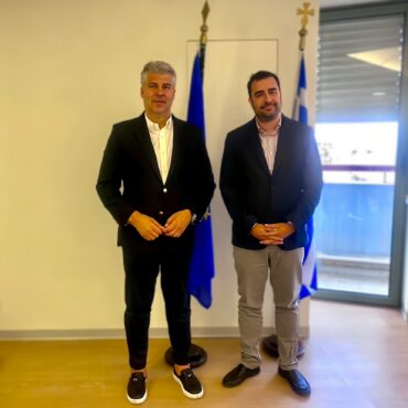 Η-ανάπτυξη-μικρών,-ορεινών,-νησιωτικών-Δήμων-της-ΑΜΘ,-στη-συνάντηση-του-Περιφερειάρχη-με-τον-Πρόεδρο-της-ΜΟΔ
