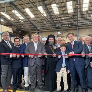 Εγκαίνια-του-εργοστασίου-alfa-wood-στη-ΒΙΠΕ-Κομοτηνής-Πλήθος-προσωπικοτήτων-από-τον-πολιτικό-και-εμπορικό-κόσμο