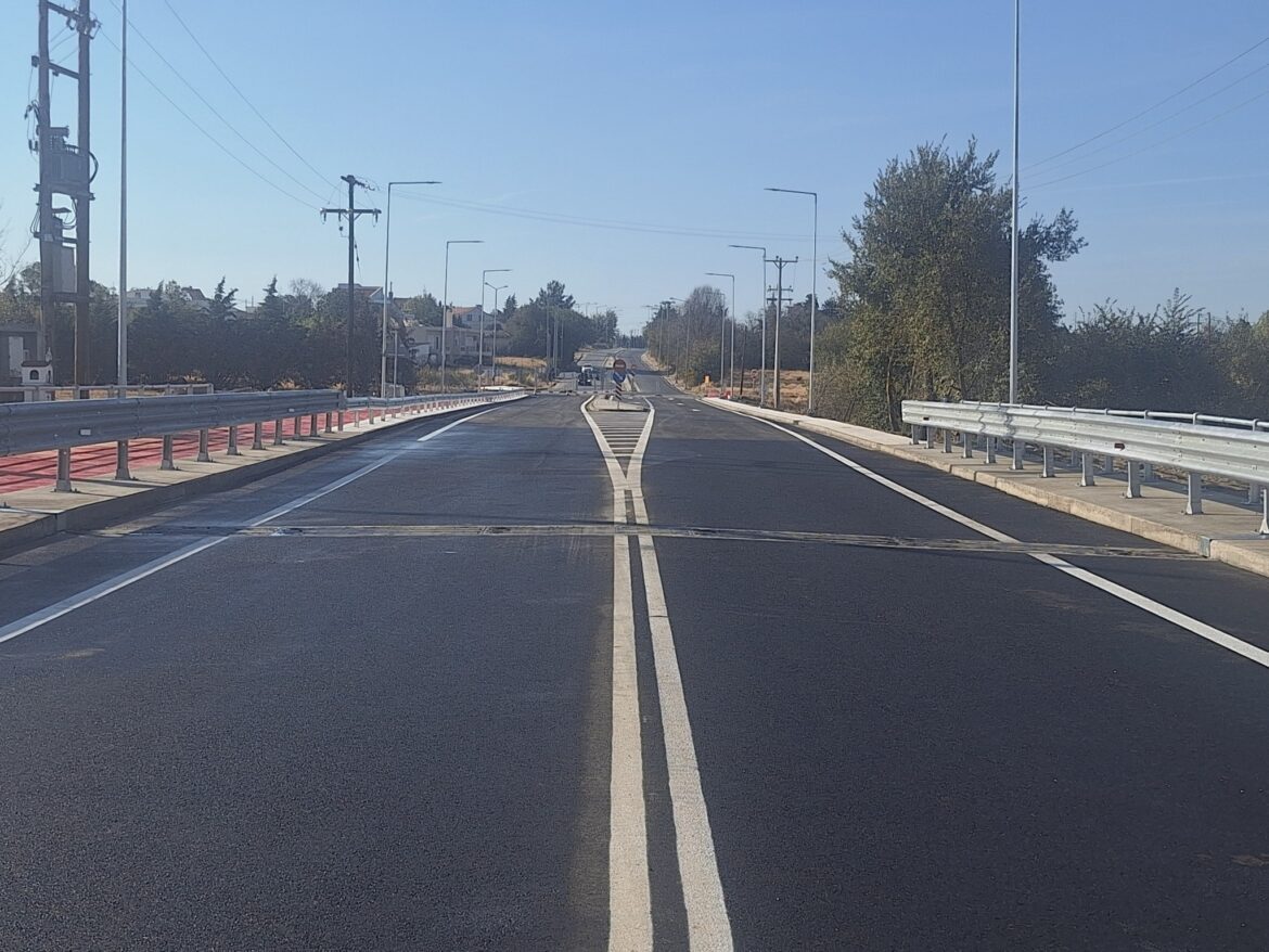 Παραδίδεται-σε-χρήση-η-νέα-Γέφυρα-Κοσμίου-(φωτος)