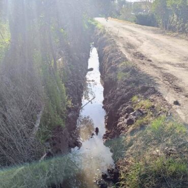 Δήμος-Μαρώνειας-Σαπών:-Ενίσχυση-αντιπλημμυρικής-θωράκισης-και-καθαρισμός-ρεμάτων-από-την-ΠΑΜΘ,-στα-χωριά-Αρίσβη,-Έβρενο,-Άμφια-και-Βάκο