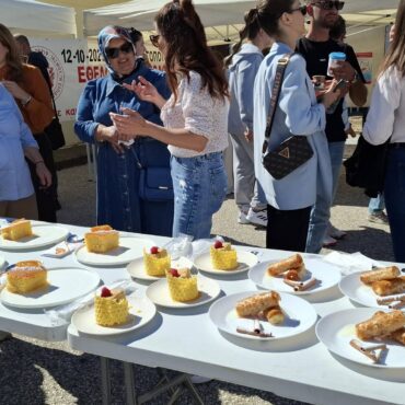 1ο-Φεστιβάλ-Γαστρονομίας-στον-Ίασμο-Ροδόπης-Παραδοσιακά-γλυκά-με-72-συμμετοχές-υπό-την-αιγίδα-της-ΠΑΜΘ