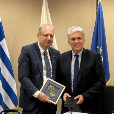 Ιδιαίτερα-παραγωγική-η-συνάντηση-των-πρυτανικών-αρχών-του-Δημοκρίτειου-Πανεπιστημίου-Θράκης-και-του-Αριστοτέλειου-Πανεπιστημίου-Θεσσαλονίκης-στην-Κομοτηνή