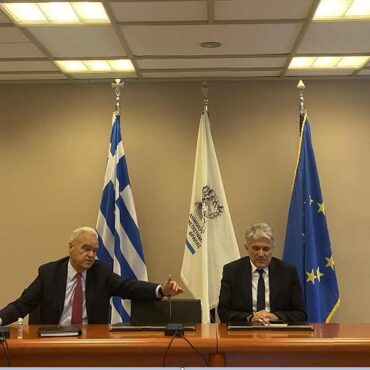 Συνάντηση-Πρύτανη-ΔΠΘ-με-εκπροσώπους-του-Ιδρύματος-Ευγενίδου-και-της-Μονάδας-Εμπειρογνωμόνων-Απασχόλησης-του-Υπουργείου-Εργασίας