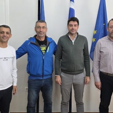 Με-αντιπροσωπεία-της-Πανελλήνιας-Ομοσπονδίας-tae-kwon-do-συναντήθηκε-ο-Δήμαρχος-Ξάνθης,-Στράτος-Κοντός