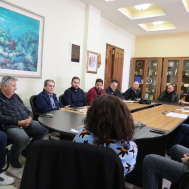 Η-Περιφέρεια-ΑΜΘ-σχεδιάζει-μαζί-με-τους-φορείς-του-επιχειρείν-την-προβολή-και-προώθηση-των-αγροδιατροφικών-προϊόντων