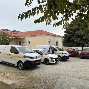 Ο-Δήμος-Ιάσμου-παρέλαβε-ηλεκτρικά-οχήματα-!