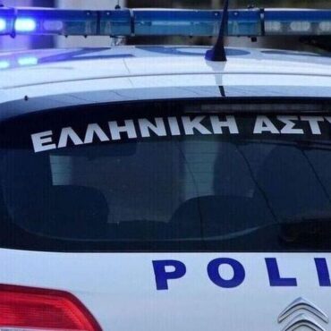 Κομοτηνή:-Σύλληψη-δραστών-που-αφαιρούσαν-κινητά-από-επιβάτες-λεωφορείων