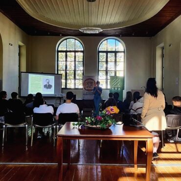 Ξεκίνησαν-οι-επισκέψεις-σχολείων-στην-Δημοτική-Βιβλιοθήκη-Κομοτηνής