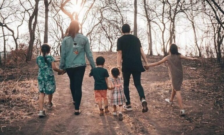 ΗΜΕΡΑ-ΤΗΣ-ΠΟΛΥΤΕΚΝΗΣ-ΟΙΚΟΓΕΝΕΙΑΣ-2025-–-ΟΙ-ΔΙΕΚΔΙΚΗΣΕΙΣ-ΤΗΣ-ΠΟΛΥΤΕΚΝΗΣ-ΟΙΚΟΓΕΝΕΙΑΣ