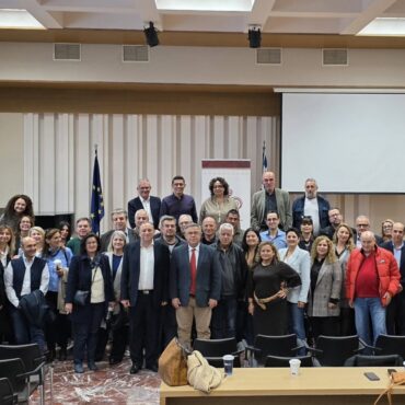 Συνάντηση-στελεχών-της-Αποκεντρωμένης-Διοίκησης-ΑΜΘ-στην-Κομοτηνή-με-στόχο-τη-συνεργασία-και-την-ανταλλαγή-εμπειριών