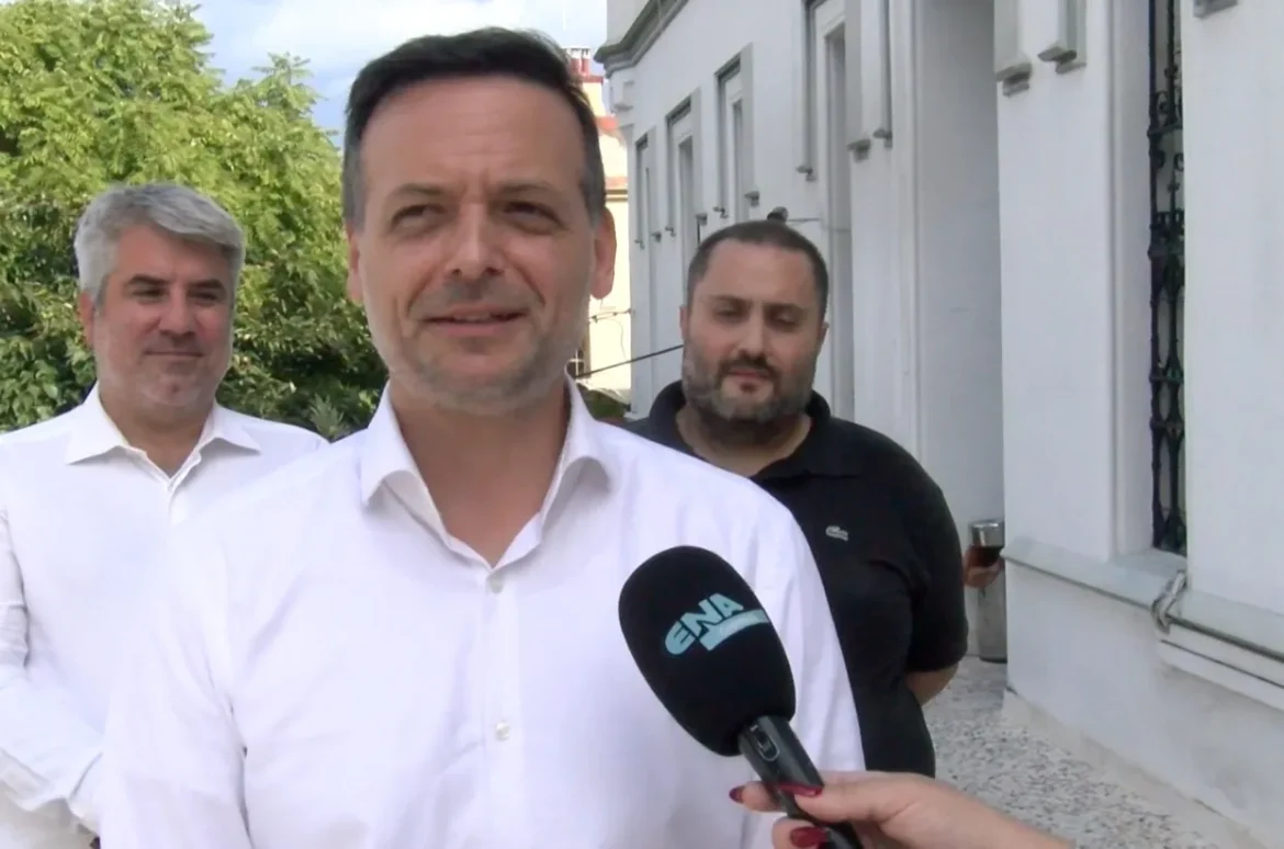 ΧΑΡΗΣ-ΔΟΥΚΑΣ:-Η-κυβέρνηση-φτωχοποιεί-τους-Δήμους