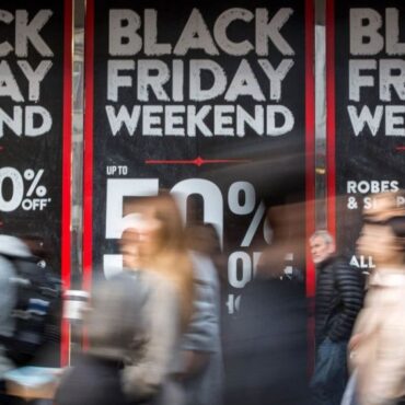 Πότε-είναι-η-black-friday-2025-και-πότε-ξεκινά-η-περίοδος-των-εκπτώσεων-!