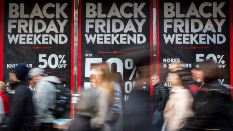 Πότε-είναι-η-black-friday-2025-και-πότε-ξεκινά-η-περίοδος-των-εκπτώσεων-!