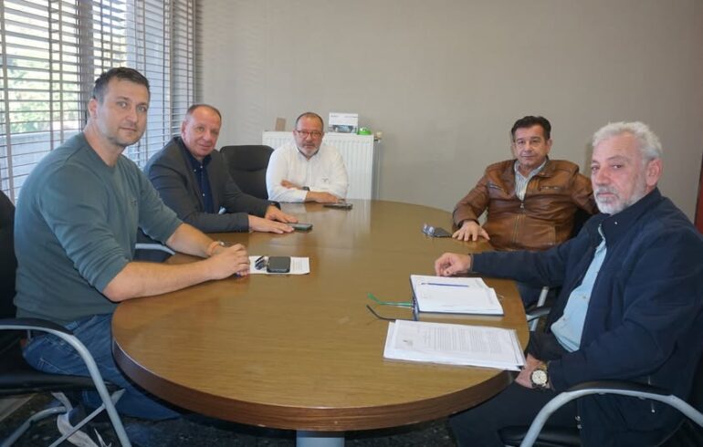 Ο-Δήμος-Κομοτηνής-και-το-Επαγγελματοβιοτεχνικό-Επιμελητήριο-Ροδόπης-δίνουν-τα-χέρια-για-την-ανακύκλωση