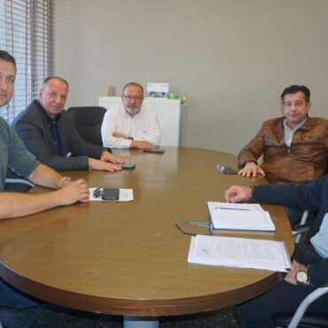 Δήμος-Κομοτηνής-και-ΕβΕ-Ροδόπης-δίνουν-τα-χέρια-για-την-ανακύκλωση