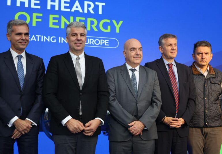 Πραγματοποιήθηκαν-τα-εγκαίνια-του-Σταθμού-Συμπίεσης-Φυσικού-Αερίου-του-ΔΕΣΦΑ-στην-ΒΙΠΕ-Κομοτηνής