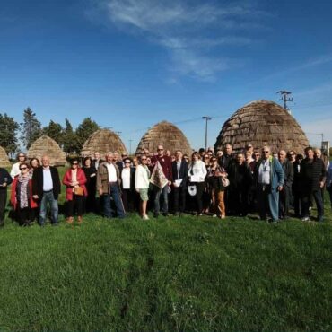 Επίσκεψη-του-Συλλόγου-Σαρακατσαναίων-Θέρμης-Θεσ/νίκης-στον-Παραδοσιακό-Μουσειακό-Οικισμό-του-Μορφωτικού-Συλλόγου-Σαρακατσαναίων-Θράκης,