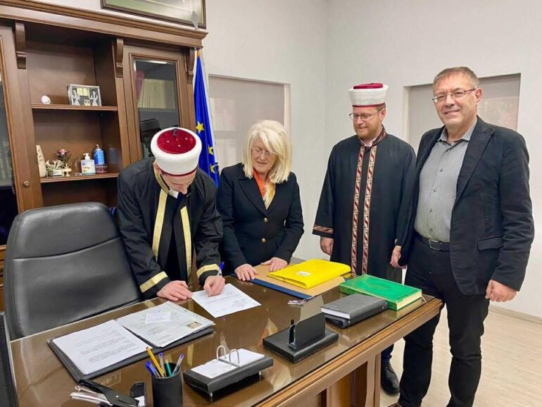 Τελετή-παράδοσης-–-παραλαβής-στη-Μουφτεία-Ξάνθης:-Νέος-Τοποτηρητής-ο-Ιμάμ-Σουχέιπ-του-Ρεμζή