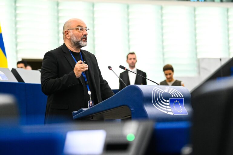 Κραυγή-αγωνίας-από-την-Κρήτη-–-Σάκης-Αρναούτογλου-και-Κατερίνα-Σπυριδάκη-ζητούν-Ευρωπαϊκή-παρέμβαση-για-τους-ελαιοπαραγωγούς.