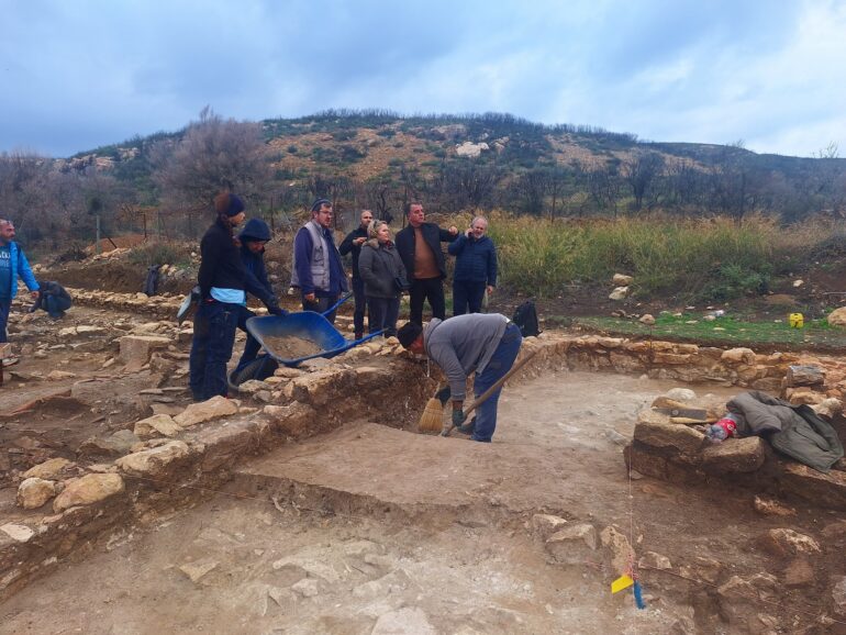 Ροδόπη:-Συνεχίζονται-οι-εργασίες-κατασκευής-του-παραλιακού-δρόμου-Δίκελλα-Μαρώνεια-(φωτος)