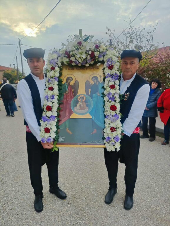 Ξυλαγανή-Ροδόπης:-Λιτανεία-Ιερών-Εικόνων-από-τον-Ιερό-Ναό-Ταξιαρχών-Μιχαήλ-&-Γαβριήλ-στο-Παρεκκλήσιο-Αγίου-Νεκταρίου-(φωτος)