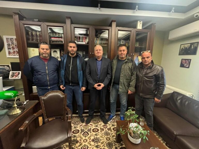 Κομοτηνή:-Συνάντηση-επιτροπής-αγροτών-Ν.Ροδόπης-με-τον-βουλευτή-του-ΠΑΣΟΚ-ΚΙΝΑΛ,-Ιλχάν-Αχμέτ